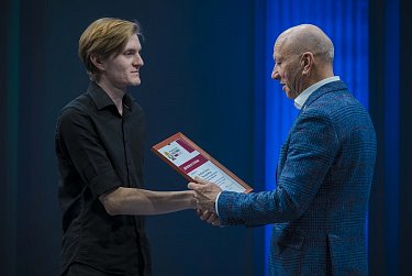 «Литературная гостиная» объединила молодежь Оренбуржья